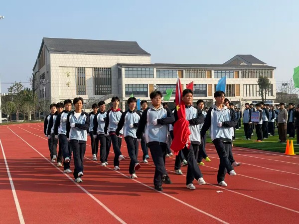 2026年6月阜阳市临泉县高中学校推荐